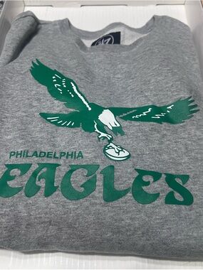 47 Brand Gray Sweatshirt with Green Graphic